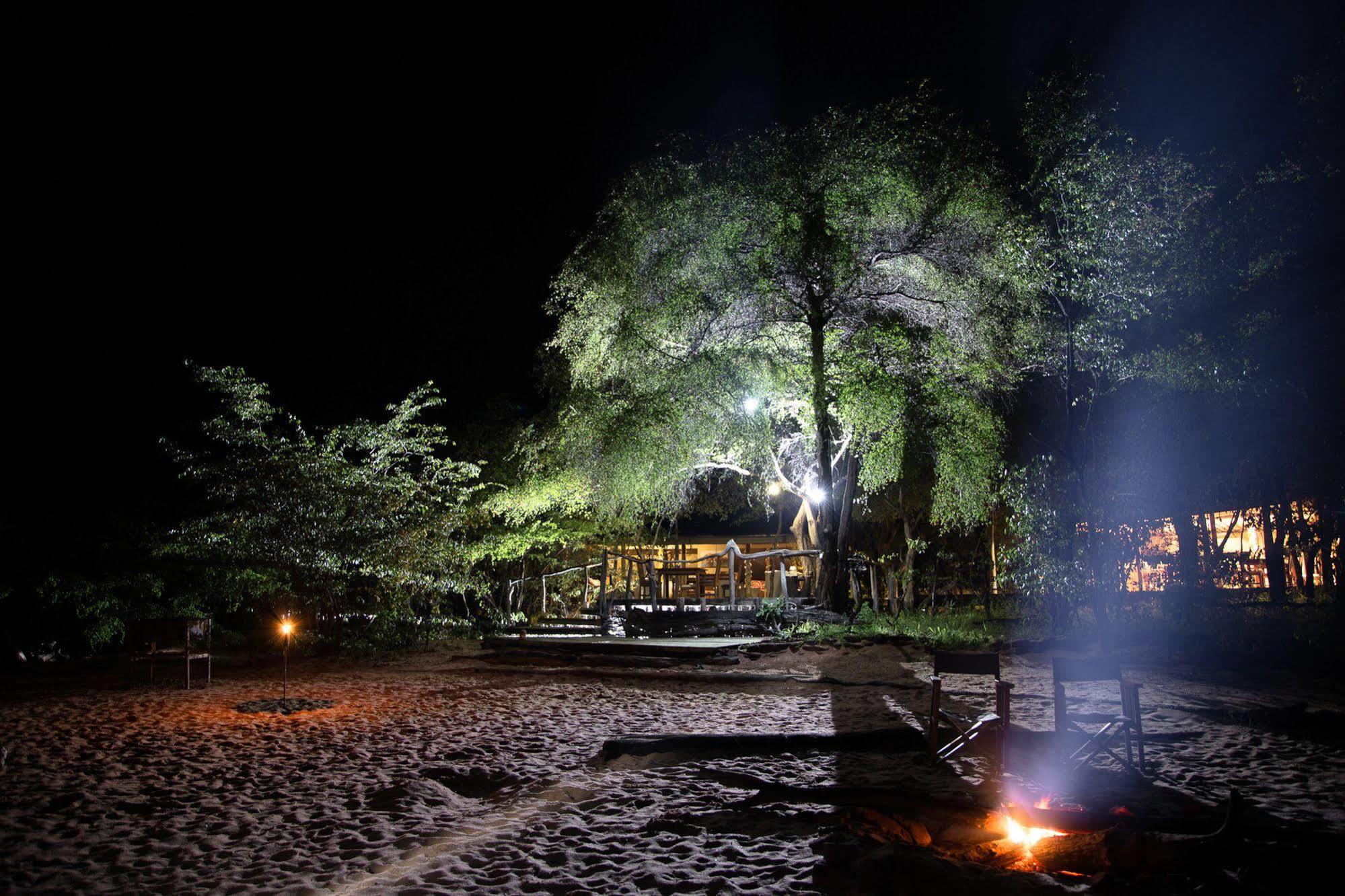 Changa Safari Camp Matusadona National Park Exterior photo